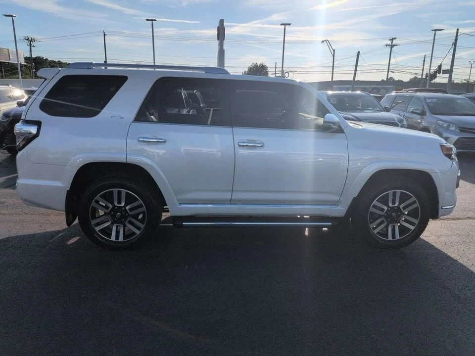 2015 Toyota 4Runner 5th Gen - Image 3 of 20