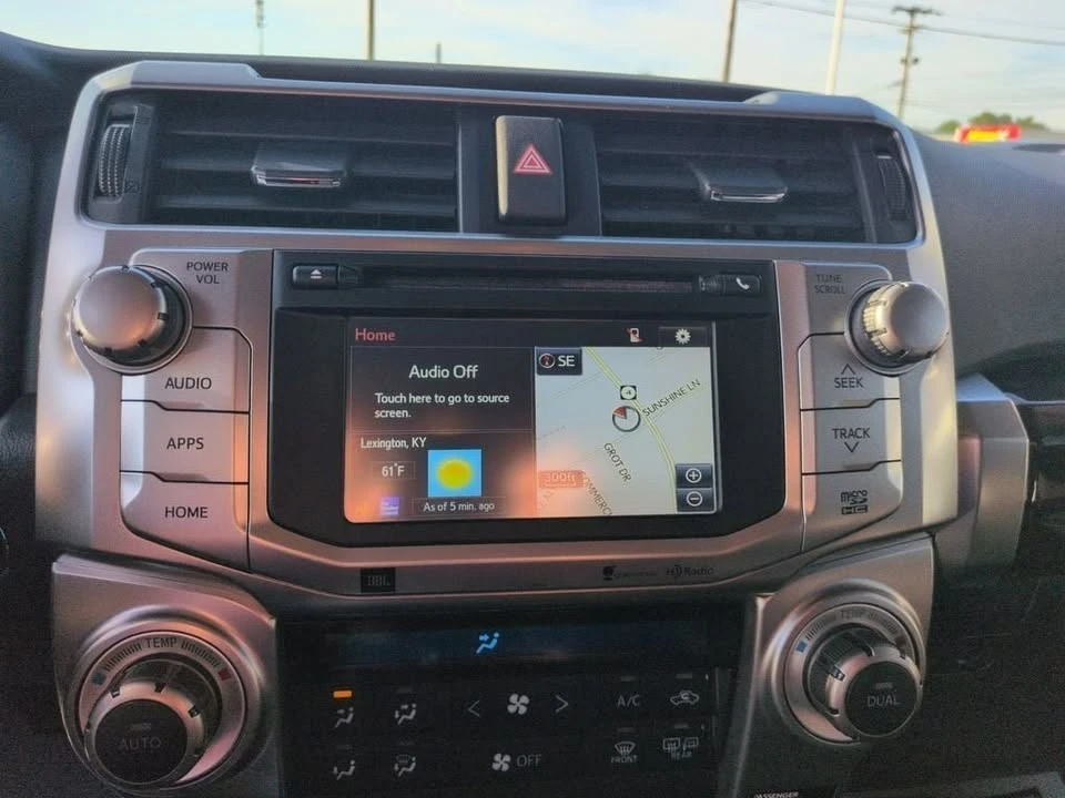 2015 Toyota 4Runner 5th Gen - Image 17 of 20
