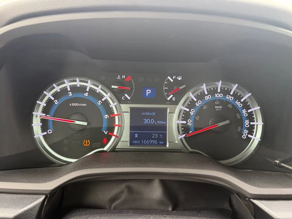 2015 Toyota 4Runner 5th Gen - Image 9 of 13