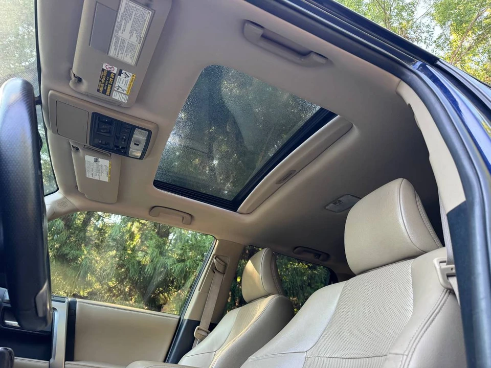 2015 Toyota 4Runner 5th Gen - Image 10 of 16