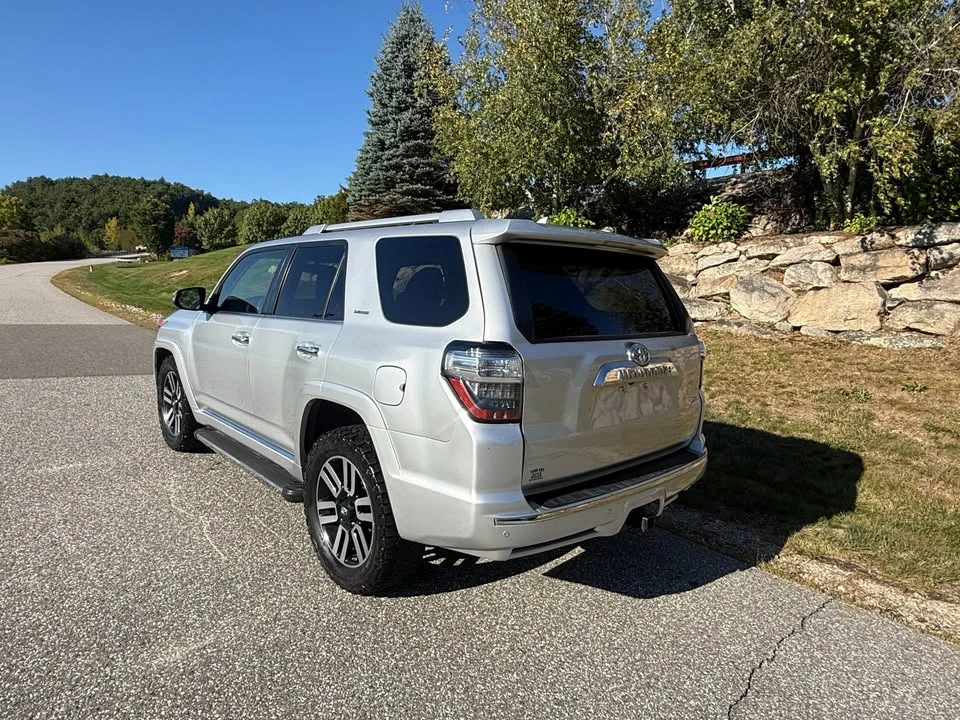 2015 Toyota 4Runner 5th Gen - Image 6 of 13