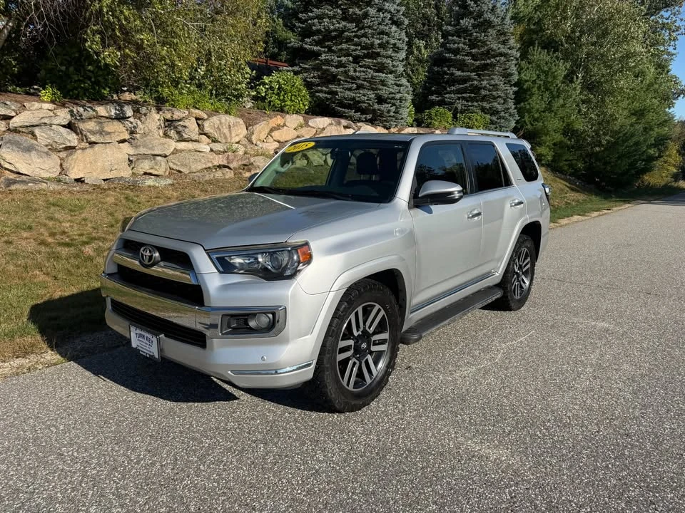 2015 Toyota 4Runner 5th Gen - Image 4 of 13