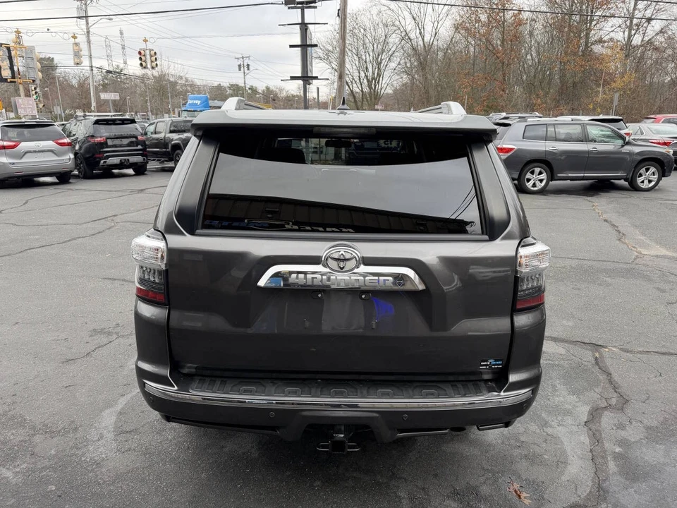 2015 Toyota 4Runner 5th Gen - Image 8 of 21