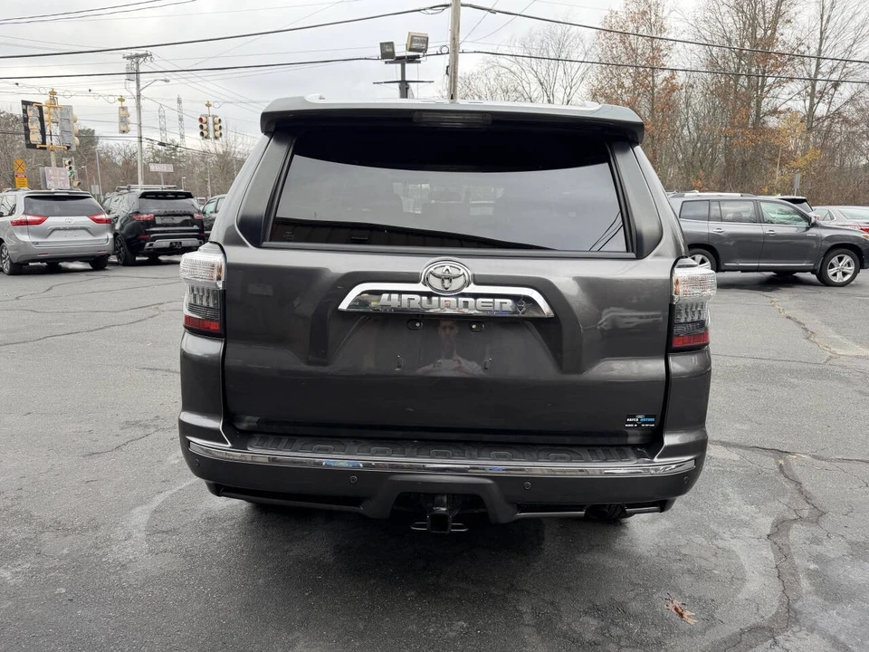 2015 Toyota 4Runner 5th Gen - Image 9 of 31