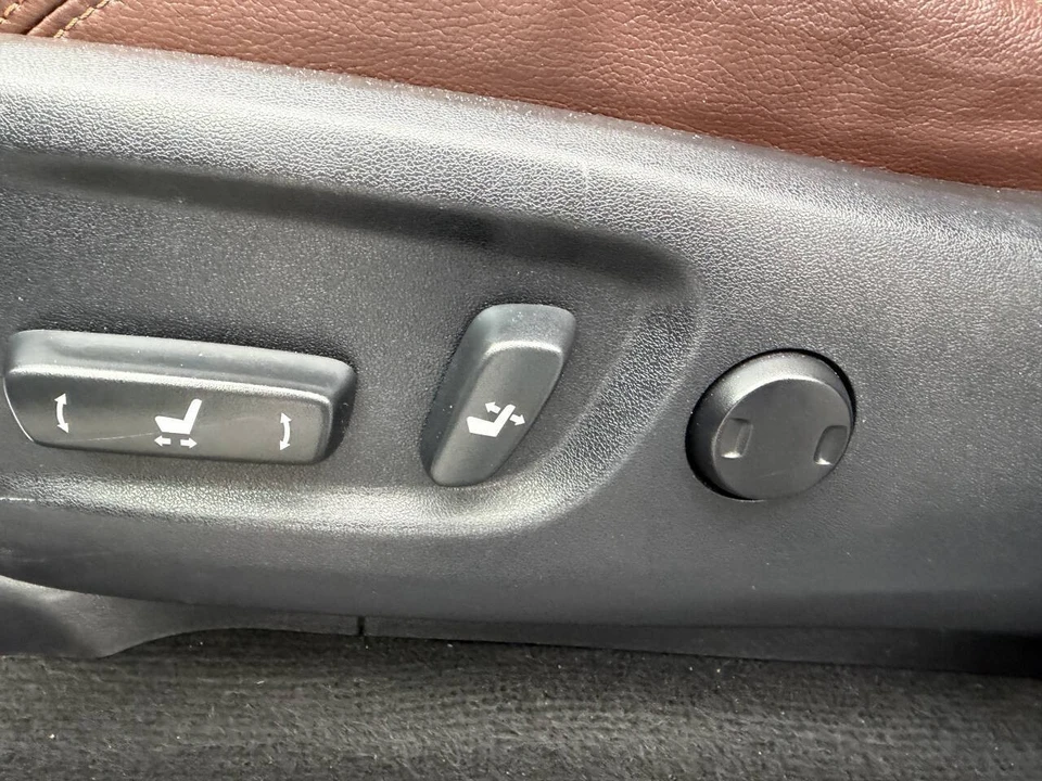 2015 Toyota 4Runner 5th Gen - Image 18 of 31