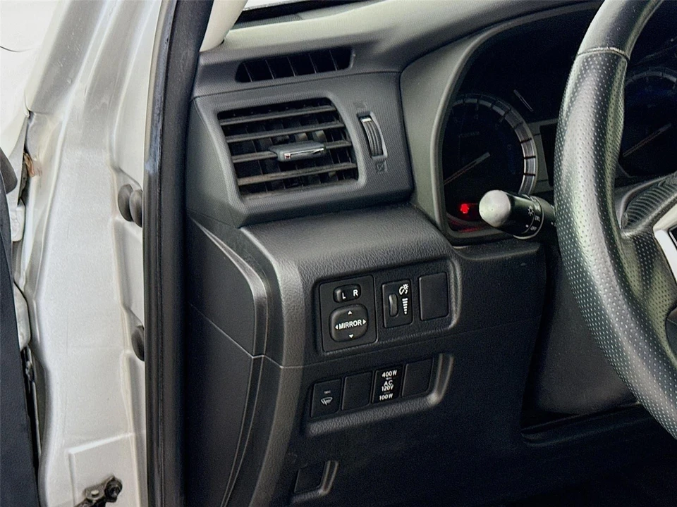 2015 Toyota 4Runner 5th Gen - Image 7 of 14