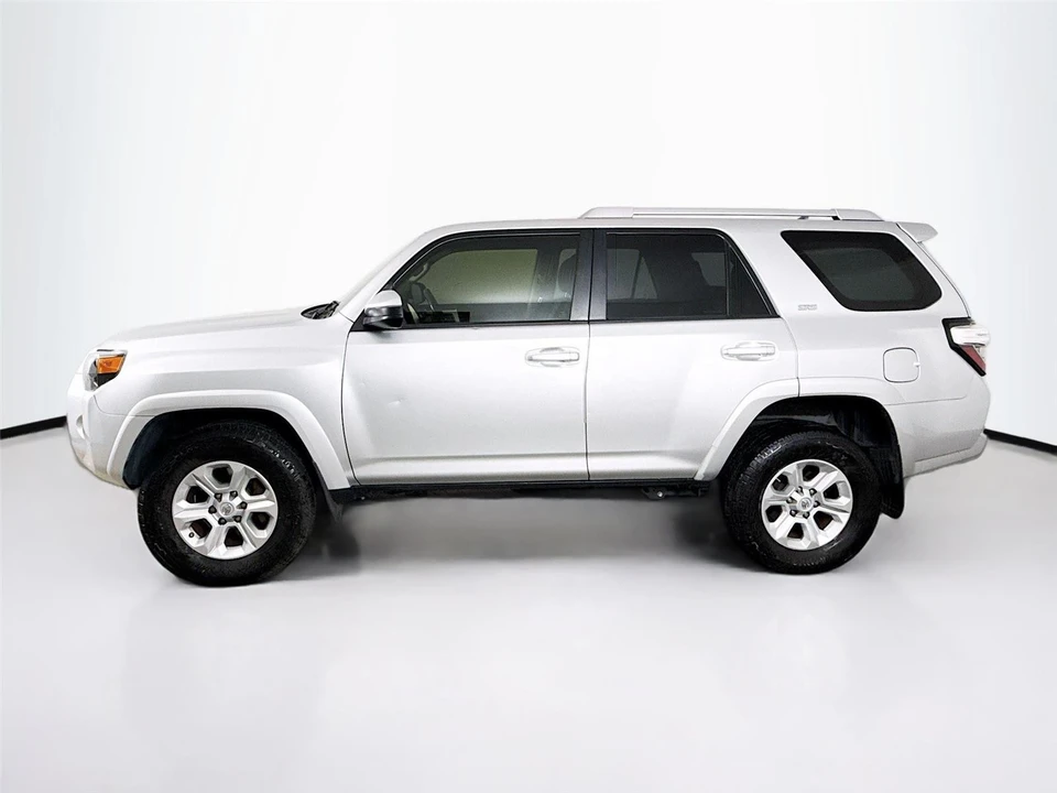 2015 Toyota 4Runner 5th Gen - Image 4 of 14
