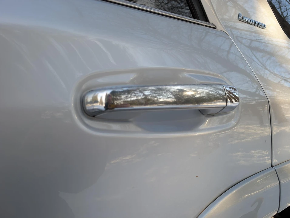2015 Toyota 4Runner 5th Gen - Image 19 of 31