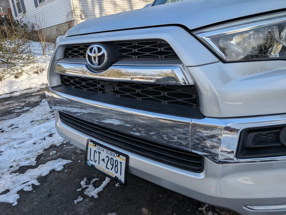2015 Toyota 4Runner 5th Gen - Image 15 of 31