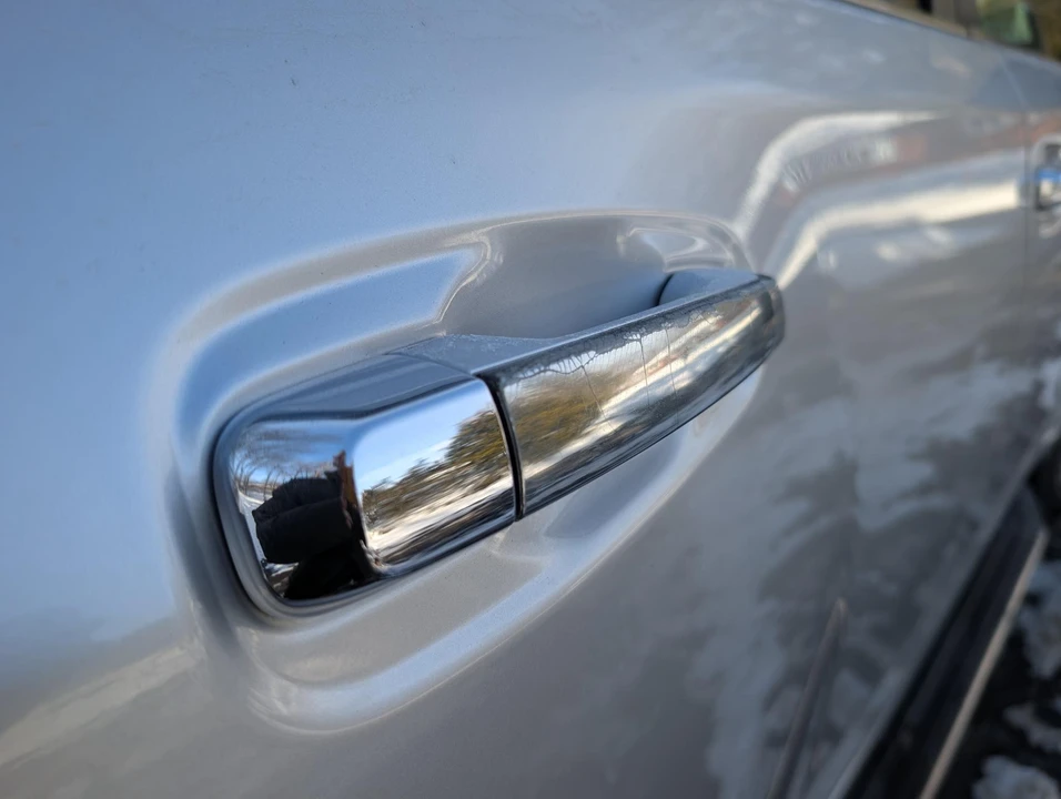 2015 Toyota 4Runner 5th Gen - Image 29 of 31
