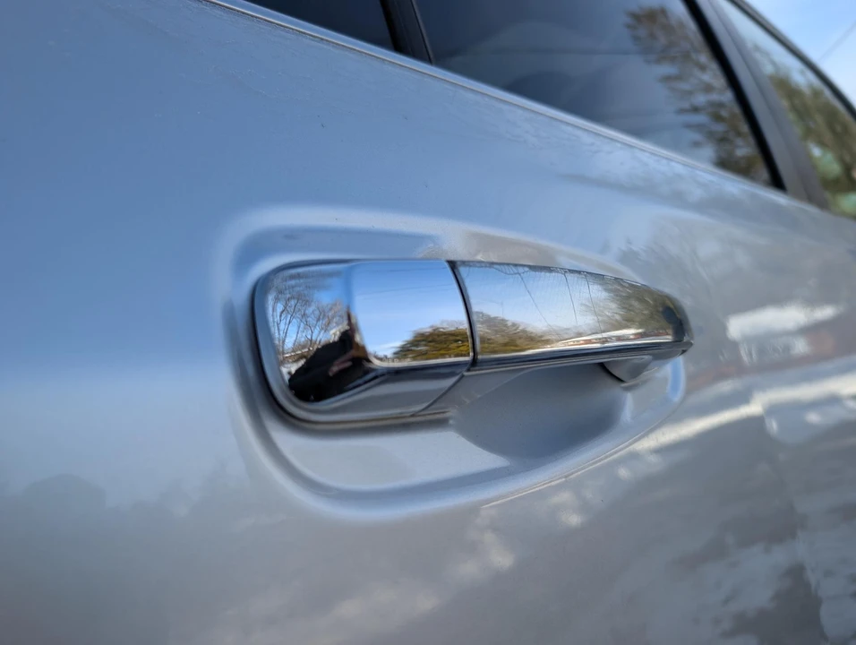 2015 Toyota 4Runner 5th Gen - Image 25 of 31