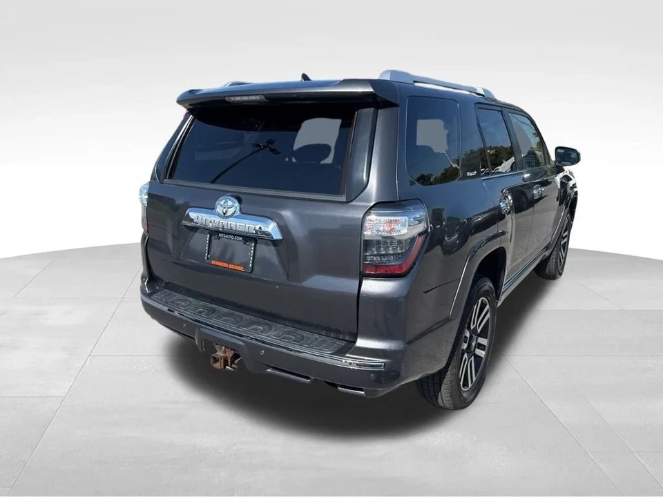 2015 Toyota 4Runner 5th Gen - Image 5 of 12