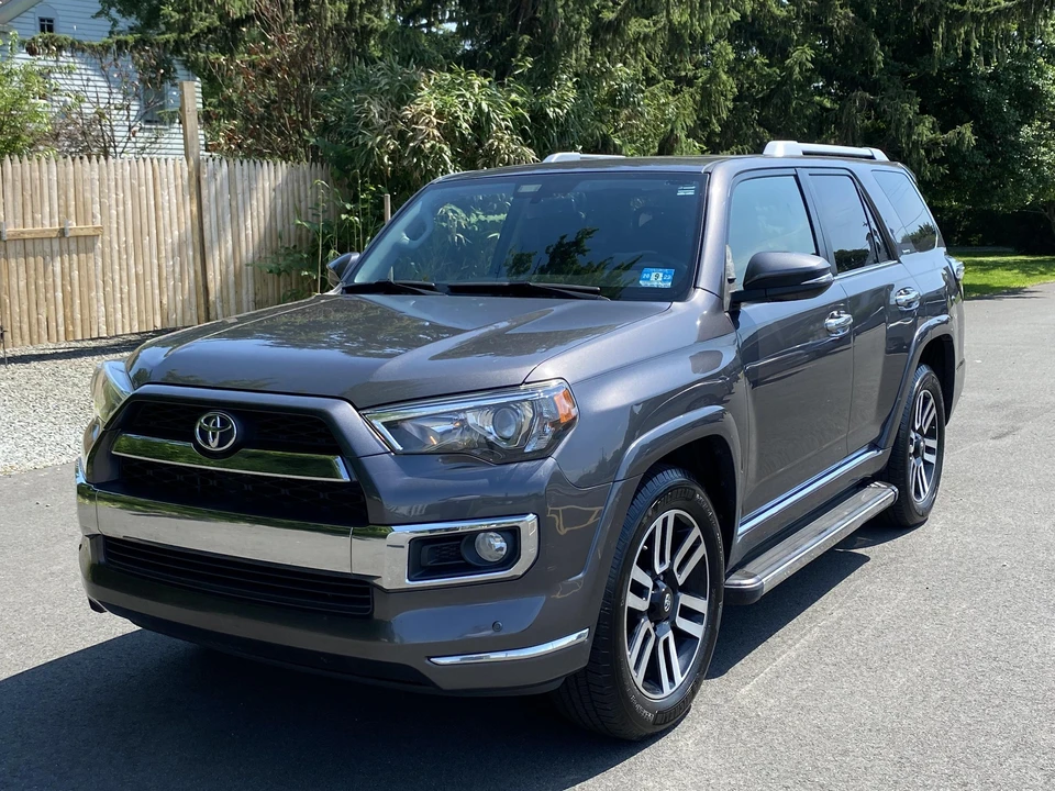 2015 Toyota 4Runner 5th Gen - Image 6 of 11
