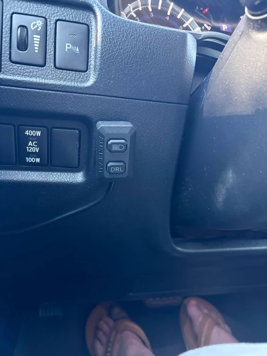 2015 Toyota 4Runner 5th Gen - Image 14 of 18