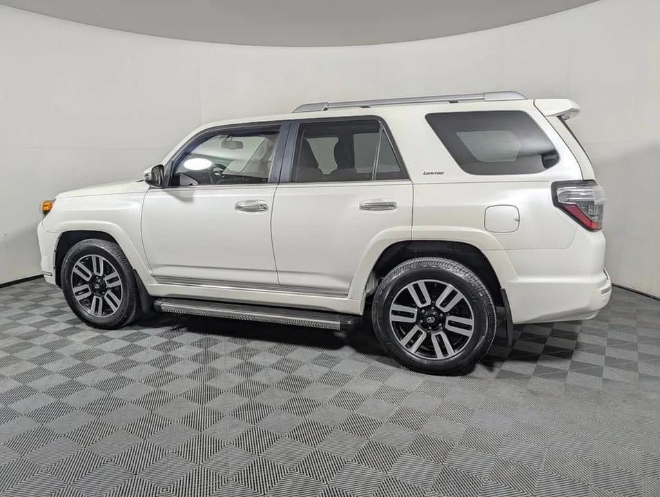 2015 Toyota 4Runner 5th Gen - Image 4 of 20