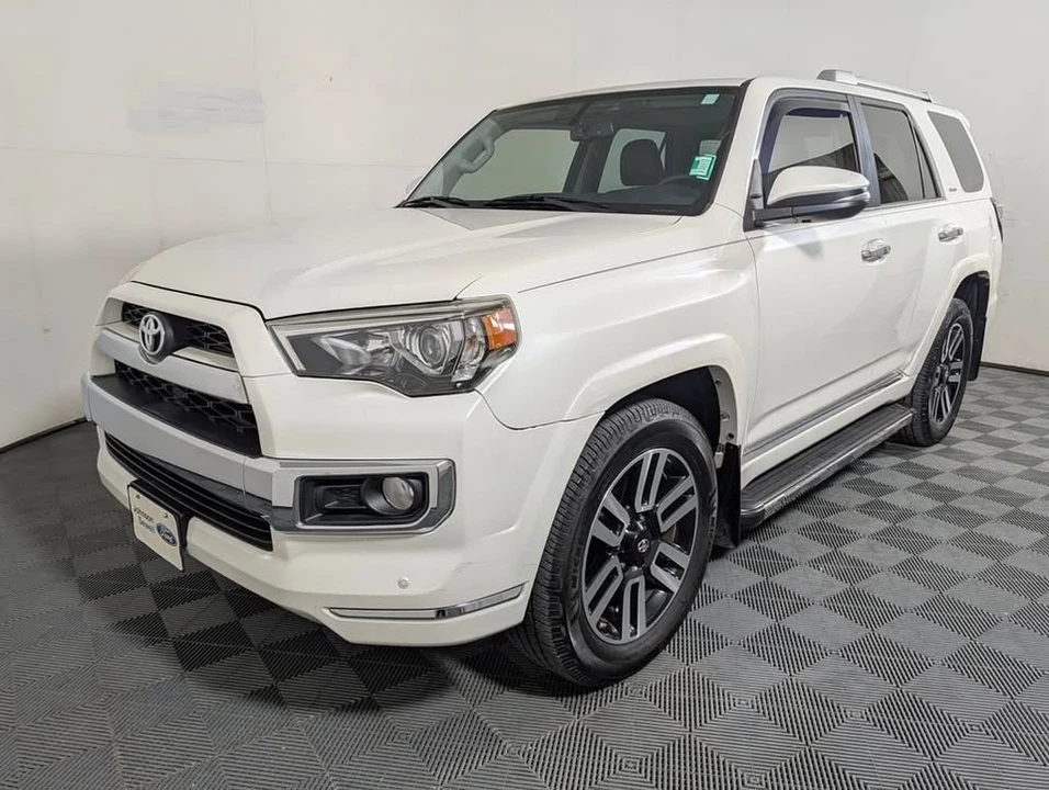 2015 Toyota 4Runner 5th Gen - Image 3 of 20
