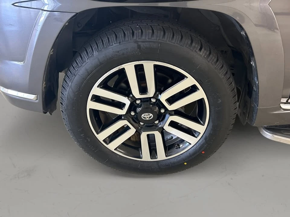 2015 Toyota 4Runner 5th Gen - Image 6 of 17