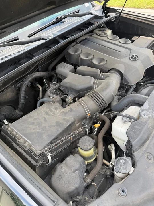 2015 Toyota 4Runner 5th Gen - Image 18 of 19