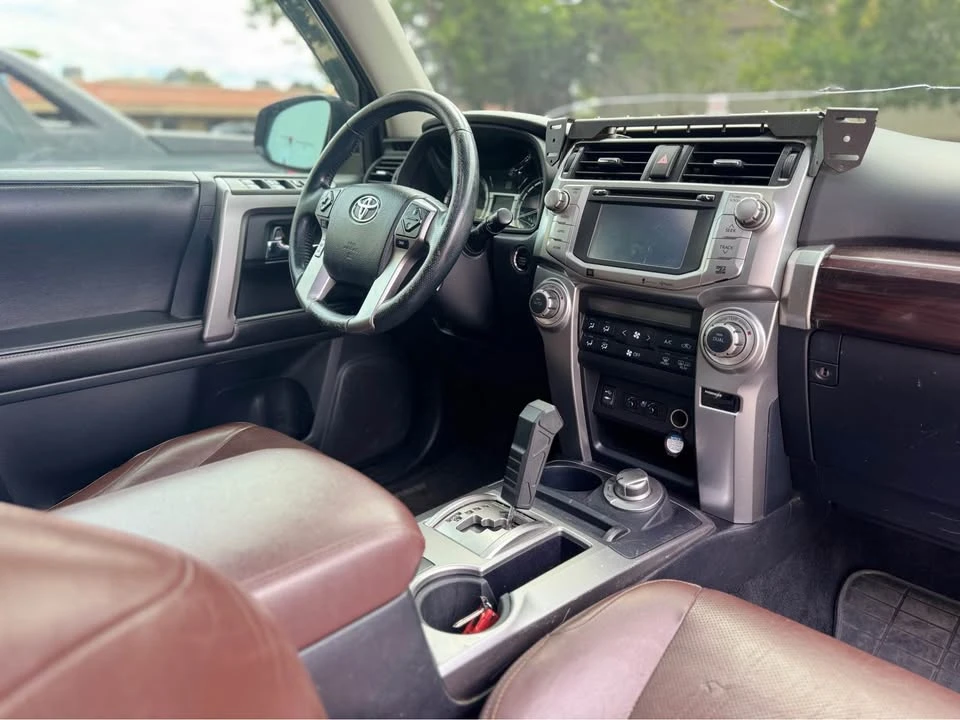 2015 Toyota 4Runner 5th Gen - Image 7 of 14