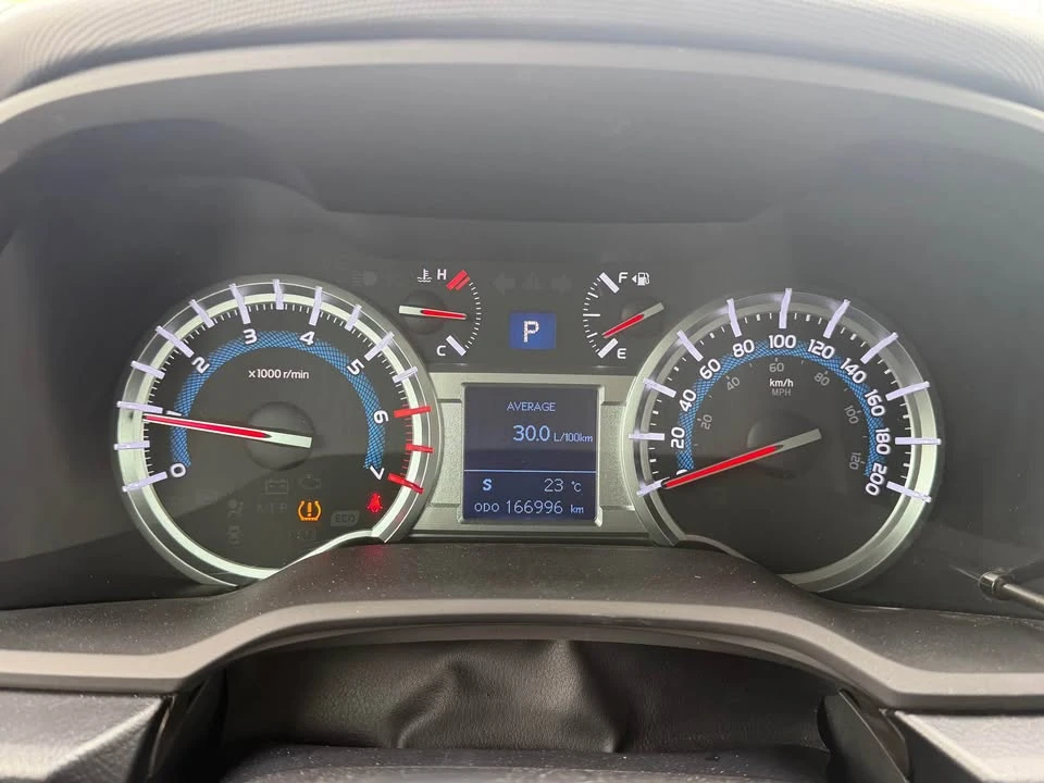 2015 Toyota 4Runner 5th Gen - Image 9 of 13