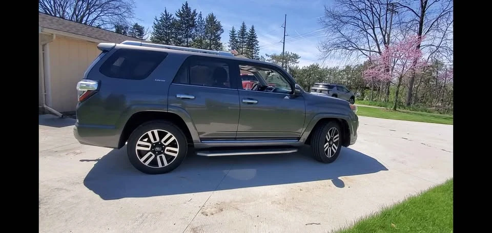 2015 Toyota 4Runner 5th Gen - Image 4 of 12