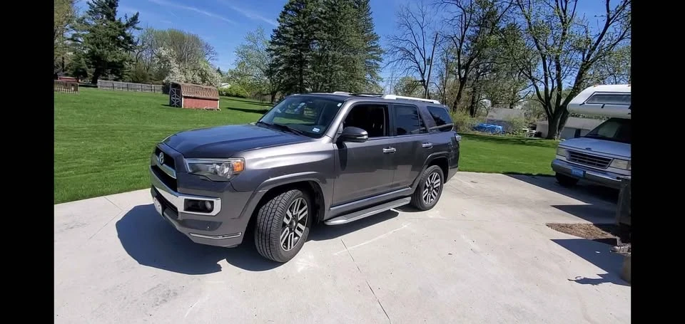 2015 Toyota 4Runner 5th Gen - Image 8 of 12
