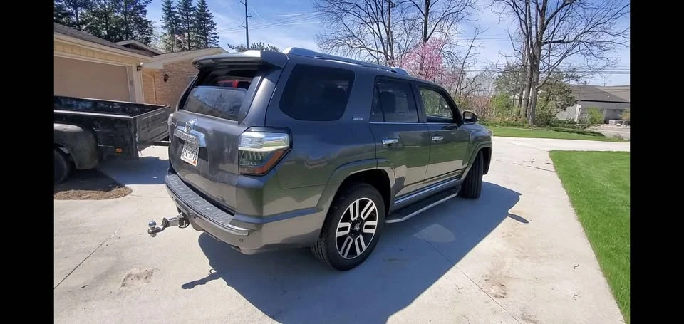 2015 Toyota 4Runner 5th Gen - Image 5 of 12