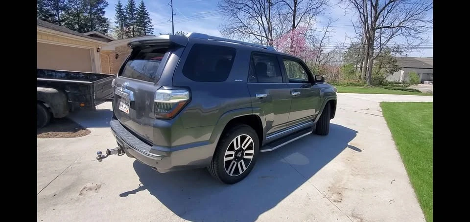 2015 Toyota 4Runner 5th Gen - Image 10 of 12