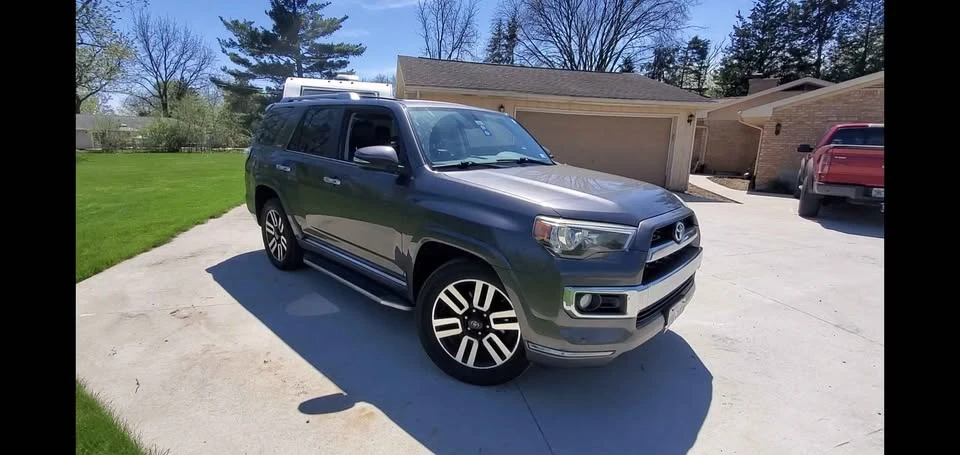 2015 Toyota 4Runner 5th Gen - Image 2 of 12
