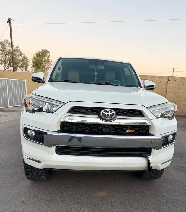 2015 Toyota 4Runner 5th Gen - Image 8 of 19