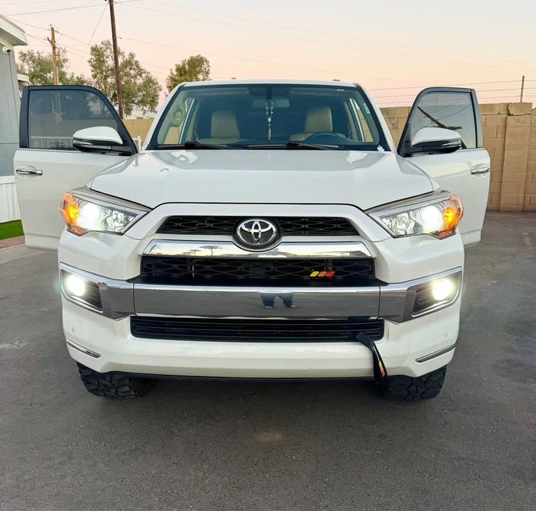 2015 Toyota 4Runner 5th Gen - Image 11 of 19