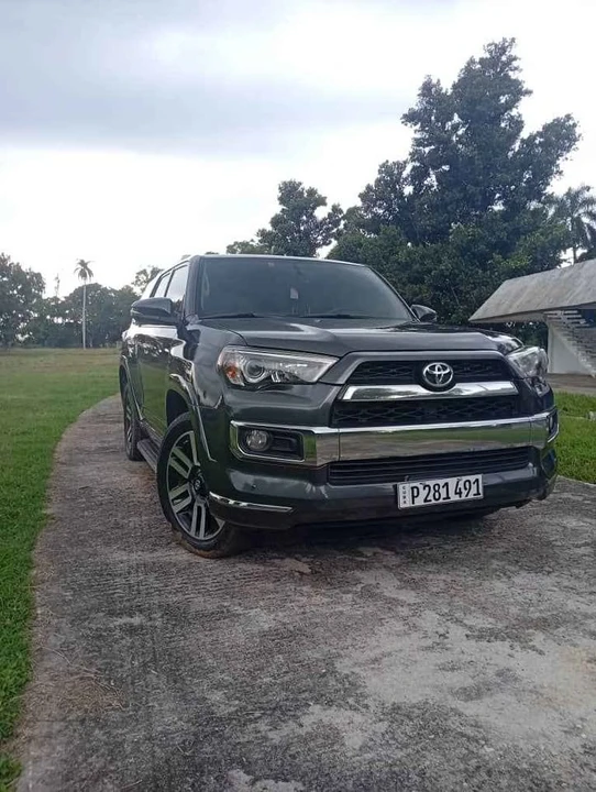 2015 Toyota 4Runner 5th Gen - Image 3 of 11