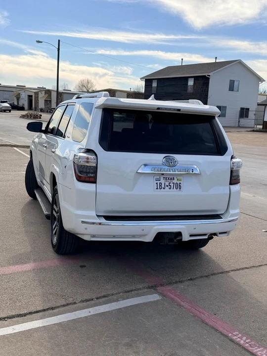 2015 Toyota 4Runner 5th Gen - Image 4 of 16