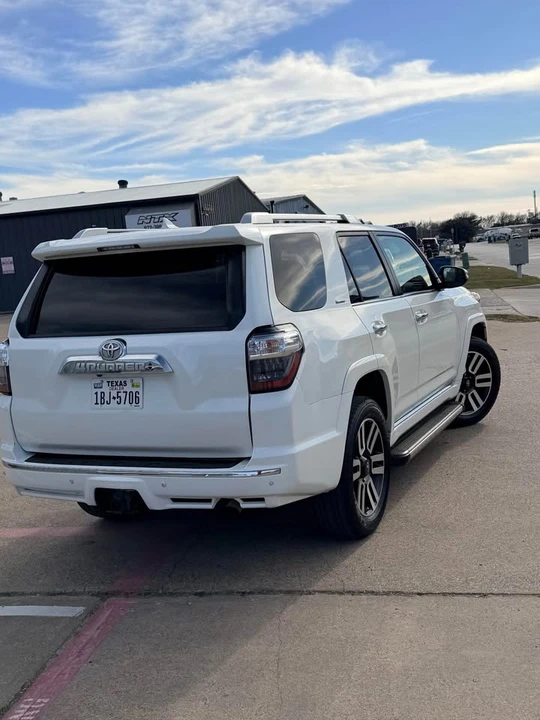 2015 Toyota 4Runner 5th Gen - Image 5 of 16