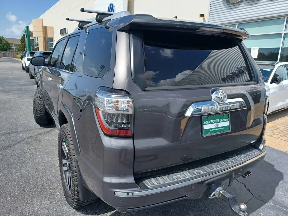 2015 Toyota 4Runner 5th Gen - Image 8 of 18