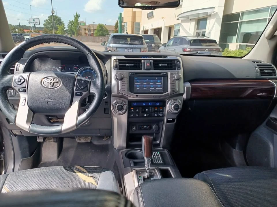 2015 Toyota 4Runner 5th Gen - Image 10 of 18