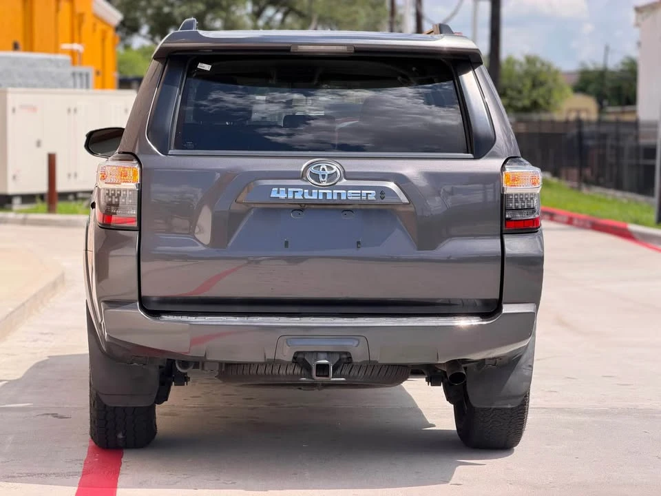 2015 Toyota 4Runner 5th Gen - Image 4 of 12