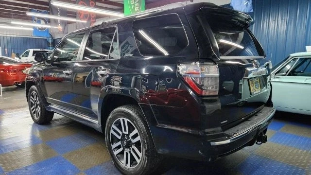2015 Toyota 4Runner 5th Gen - Image 5 of 12