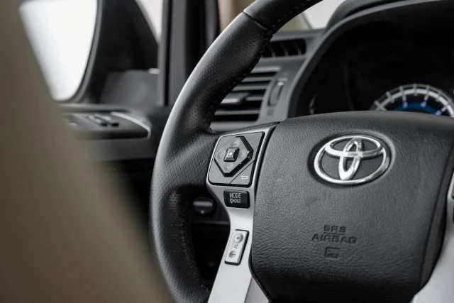 2015 Toyota 4Runner 5th Gen - Image 20 of 21