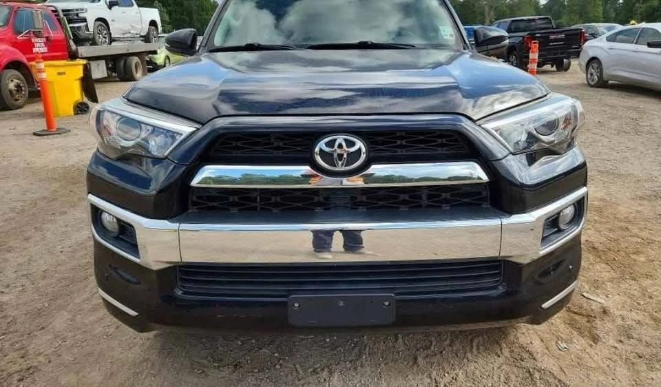 2015 Toyota 4Runner 5th Gen - Image 5 of 12