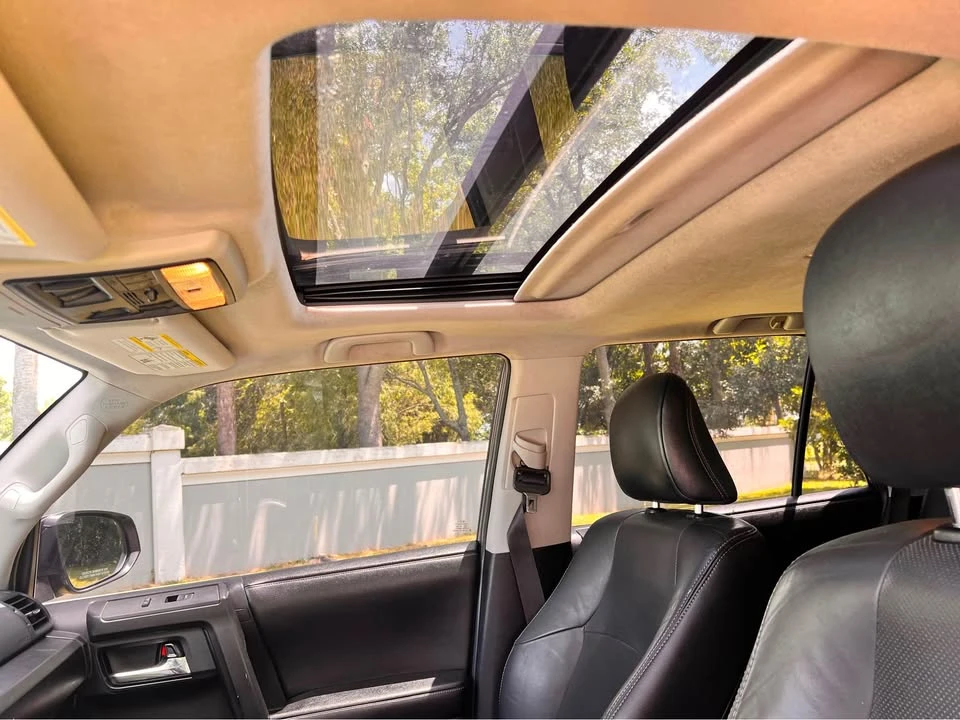 2015 Toyota 4Runner 5th Gen - Image 9 of 10
