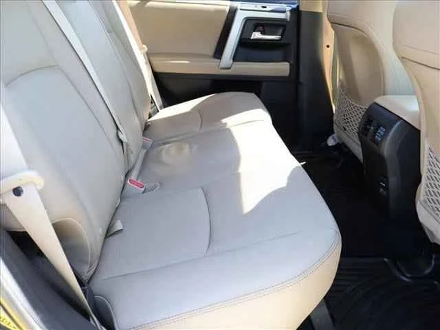 2015 Toyota 4Runner 5th Gen - Image 14 of 17