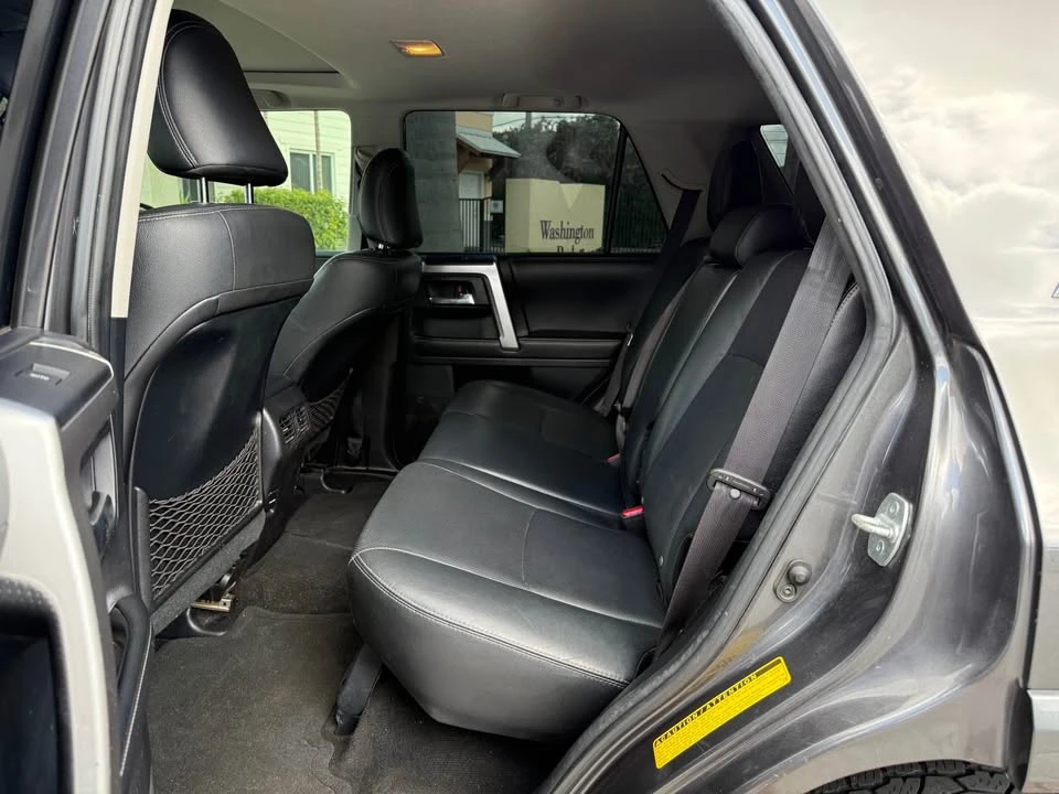 2015 Toyota 4Runner 5th Gen - Image 9 of 12
