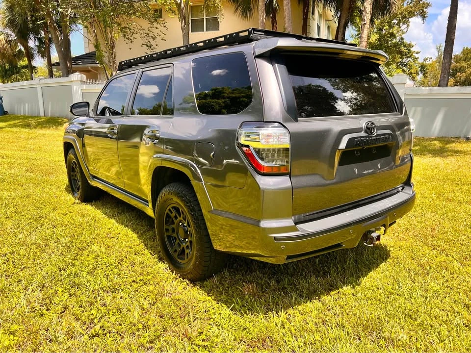 2015 Toyota 4Runner 5th Gen - Image 5 of 10