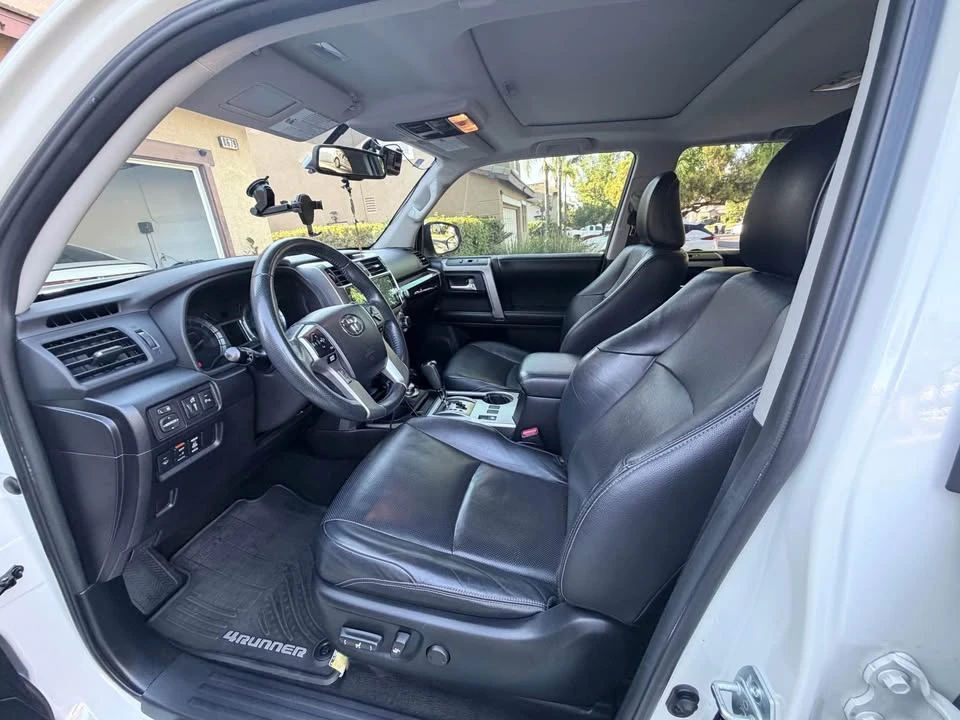 2015 Toyota 4Runner 5th Gen - Image 6 of 12