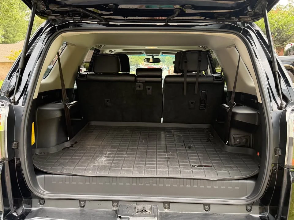 2015 Toyota 4Runner 5th Gen - Image 9 of 10