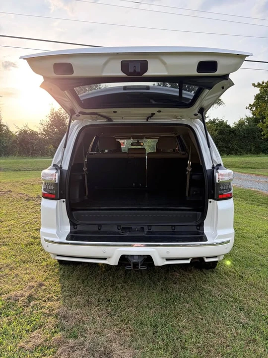 2015 Toyota 4Runner 5th Gen - Image 7 of 7