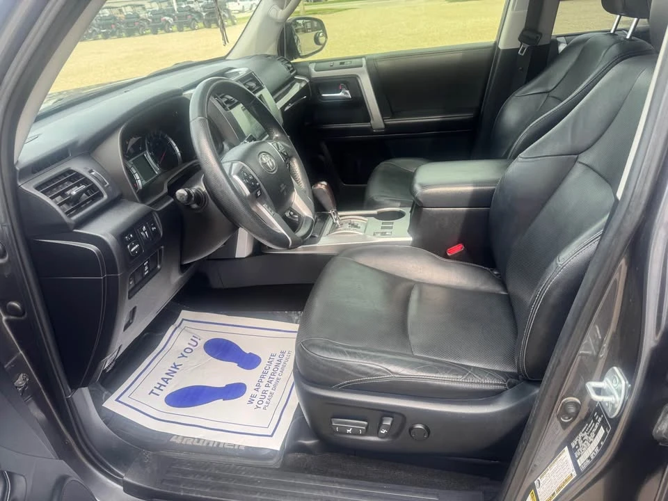 2015 Toyota 4Runner 5th Gen - Image 7 of 11