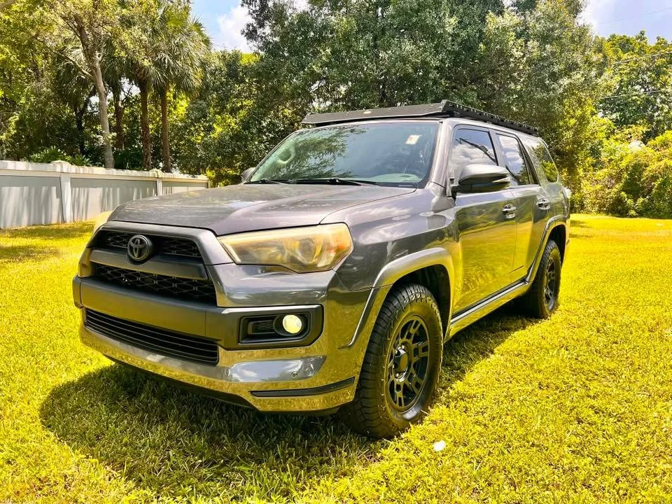 2015 Toyota 4Runner 5th Gen - Image 3 of 13