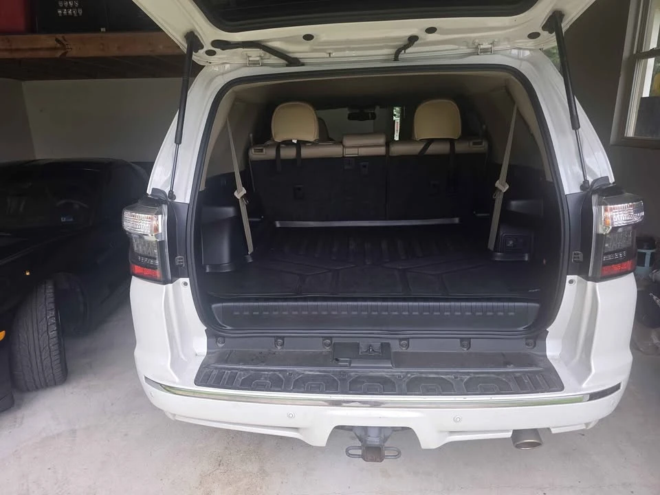 2015 Toyota 4Runner 5th Gen - Image 19 of 20